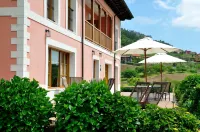 Hotel Puerta Del Oriente Hotel dekat Hotel Restaurante Covadonga