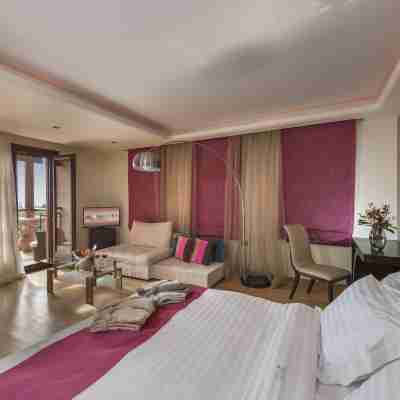 Iakovakis Suites & Spa Rooms