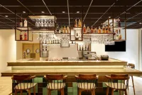 레몬 트리 프리미어 델리 에어포트 - 바
