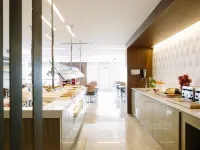 AC Hotel Kansas City Plaza Hotels near Midtown - Westport