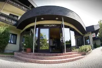 Tennis- Und Freizeitzentrum Neudörfl Hotel di Wiener Neustadt