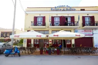 Aegean Sea Rooms Hotel a 