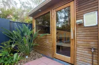 Quarterdecks Retreat - spa