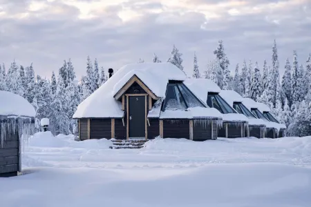 Northern Lights Village Levi Отели рядом с достопримечательностью «Snow Village»