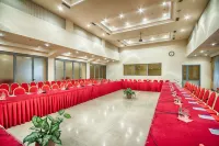 Ani Plaza Hotel