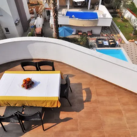 Villa Vanilla with Heated Pool