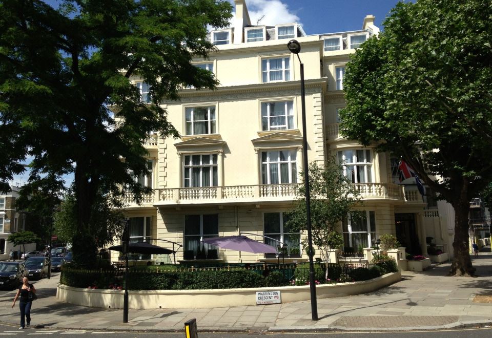 hotel overview picture