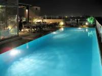 The Central Park - Pools