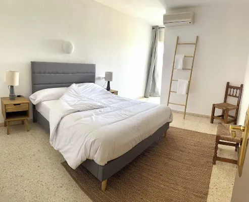 Hostal SolFina Hotels in Blanes