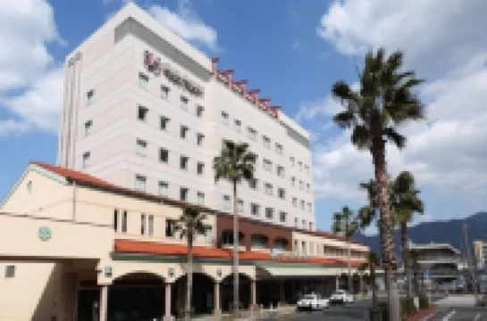 Jr Hotel Clement Uwajima فنادق في 