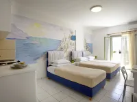 Studios Marios Hotels in Santorini