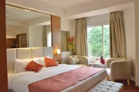 Hotel Landmark Hotels in Gwalior