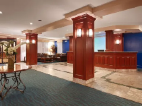 Best Western Plus Brunswick Bath Hotels in Brunswick