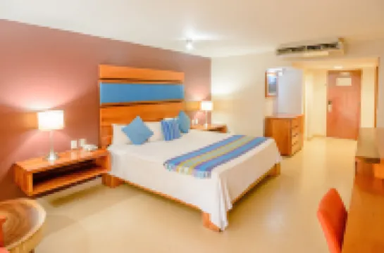 ホテル ロマ レアル のホテル