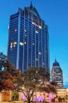 르네상스 모빌레 리버뷰 플라자 호텔 Arthur R. Outlaw Convention Center 주변 호텔