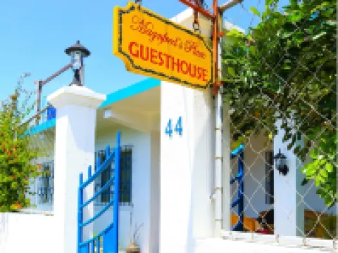 แมกเฟรดส์ เพลส บาตาเนส โรงแรมในบาตาเนส