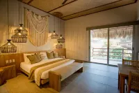 Hotel Casa Bocana - С бассейном