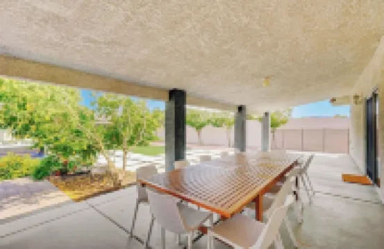 5 Themed BDs Luxury Estate w Pool, Spa & Game Room Close to Las Vegas