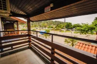 Taya Hospedagens