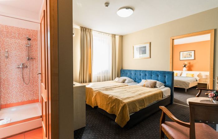 Hotel Pacific