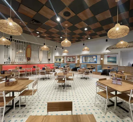 Six Flags Great Escape Lodge & Indoor Waterpark Отели рядом с достопримечательностью «Зона отдыха Герни Лейн»