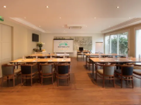 Hotel Montbriand Antony - Ancien Alixia Hotels in Antony