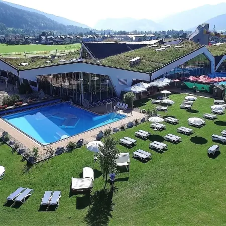 Almdorf Flachau - Luxus Hüttenurlaub