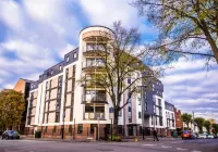 Manor Park Court in Coventry - Apartments