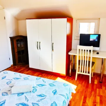 Pirja Apartment