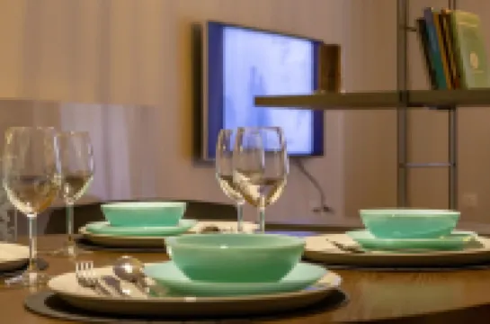 Kleio - Spacious Apartment in Glyfada