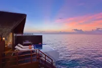 Grand Park Kodhipparu Maldives - Romantic