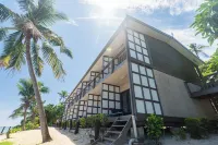 Beachcomber Island Resort