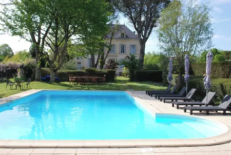 Le Logis d'Epargnes Chambre d'hotes Gite Отели в г. Мёрсак