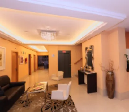 ホテル HC シグエンサ グアダラハラのホテル