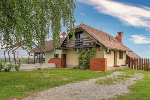 Holiday House Podhamer Marijan