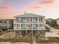 Poseidon by AvantStay on the Beach Two Ocean Facing Balconies Hot Tub Hotels in Folly Beach