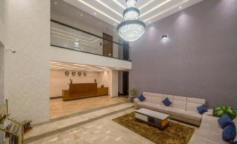 Royal Ace Boutique Hotel