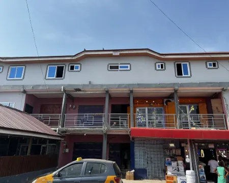 Da Highest Lounge Bar & Restaurant Hotels in Kasoa