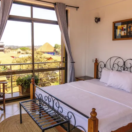 Lilac Elevate Inn