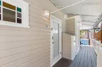 Poolside Paradise by Brightwild Heated Pool - Bungalow
