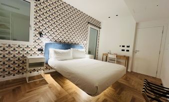 Marina Boutique Rooms