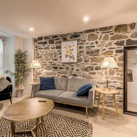 North House - Elegant 1 Bedroom Suite