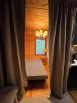芬蘭哈梅恩林納的冬季仙境小屋