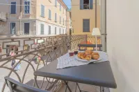 Independence Apartment with Balcony