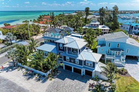 The TipSea Turtle Managed by Beach Retreats