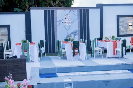 Pinorich Villa-Buea Отели рядом с достопримечательностью «Down beach»