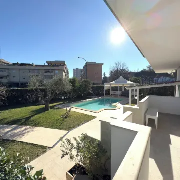 Residence Il Boschetto - Villa Con Piscina