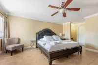 Renovated 3BR Dog Friendly Pond View WD