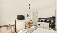 Lazuli Hermes Apartments - balcony