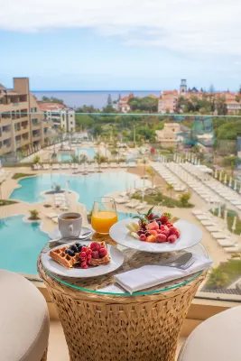 GF Victoria Hotels in Коста-Адехе